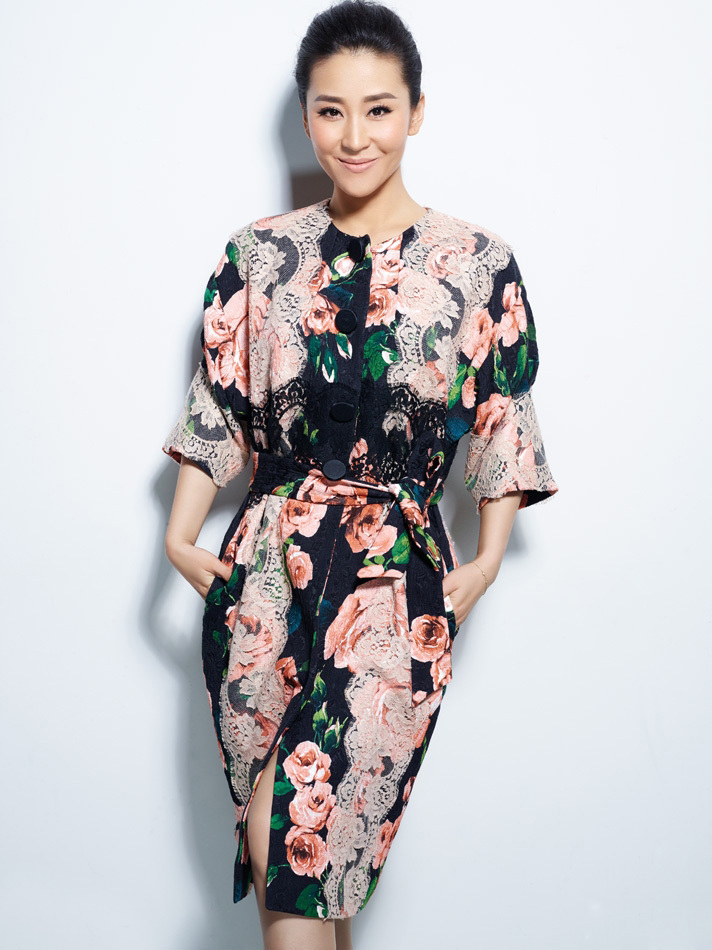 ���Ի�ǻ����д�� Ů���ӱ�����СŮ��