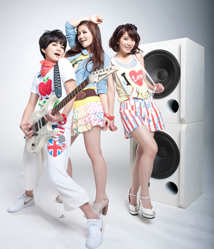 �������SHE������ˬд�� ˧���Ը�