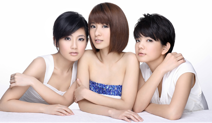 �������SHE������ˬд�� ˧���Ը�