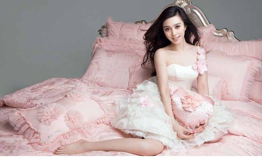 Ů�񷶱���������Ʒ���Ը�����ҹͼ�ϼ� 