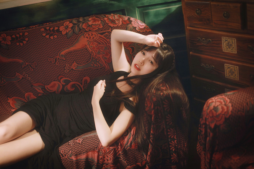 ��ˬ���йŵ������� 