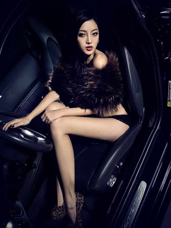 ������������Ƥ�ݺ������Ը�д��  