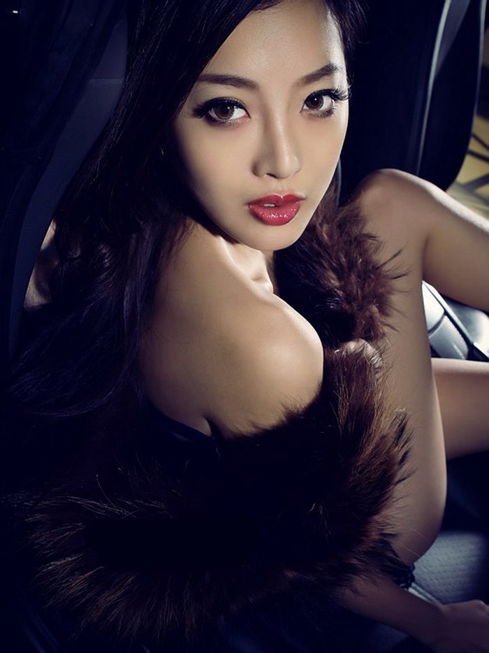 ������������Ƥ�ݺ������Ը�д��  