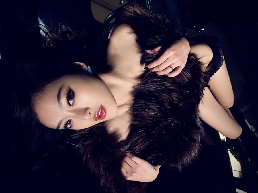 ������������Ƥ�ݺ������Ը�д��  