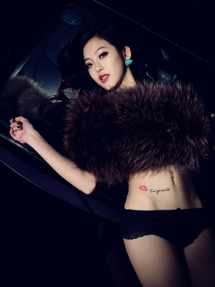 ������������Ƥ�ݺ������Ը�д��  