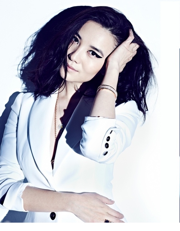 �μ�Ӳ����װд�� �����Ȼ�Ů���� 