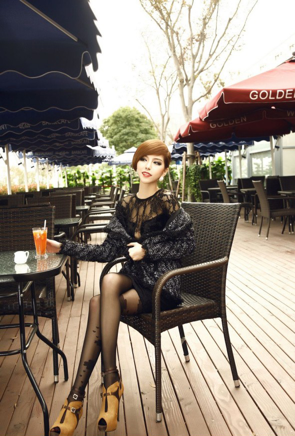 �����ռ�����Ҷ���������ҹͼд��  