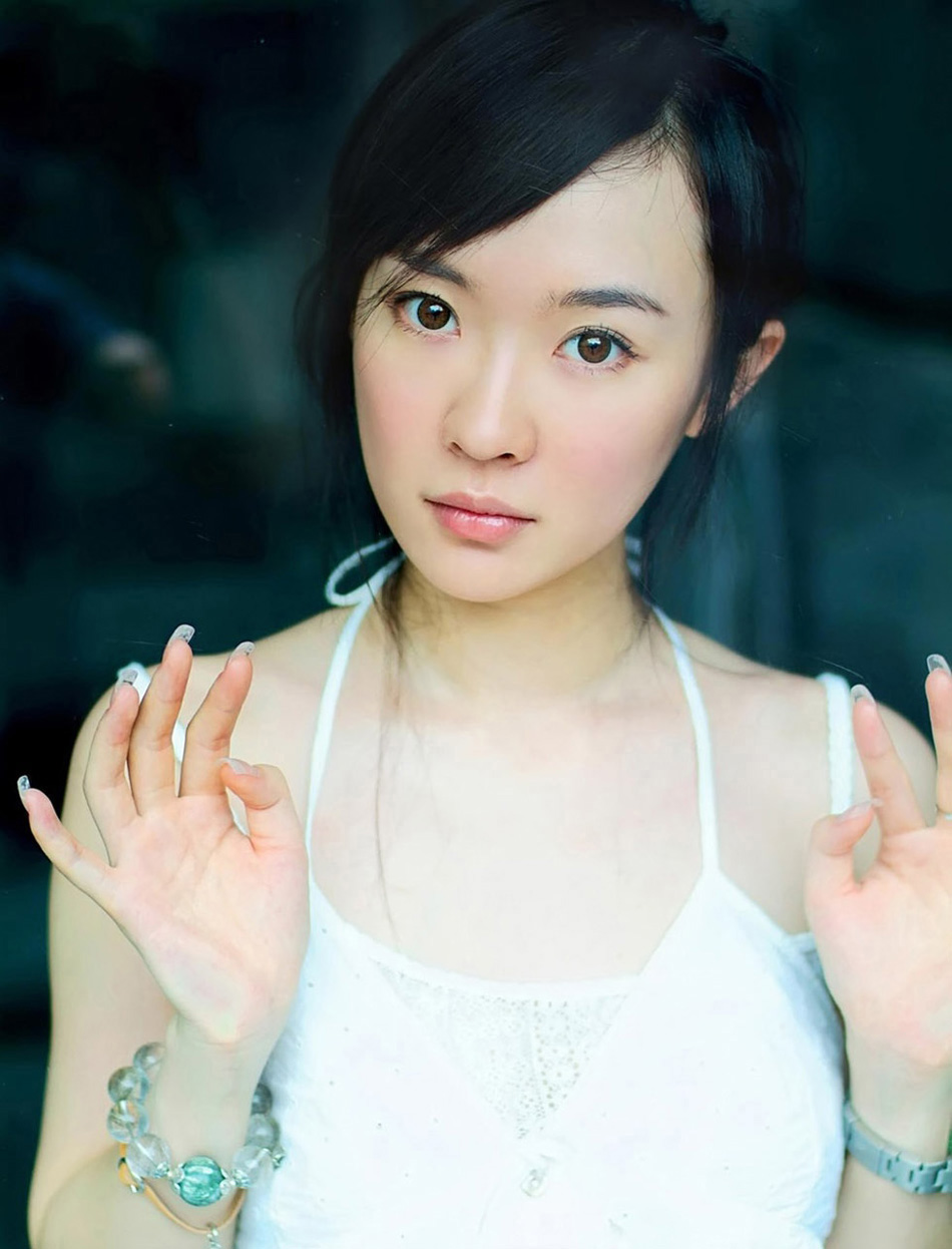 ��˼���㱳����д�� ��V¶����չ¶������  