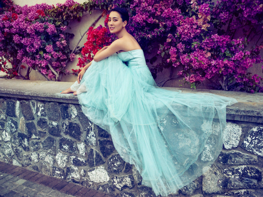 �����Ը�Ĩ��ɴȹ����������ҹƬ�ع� 