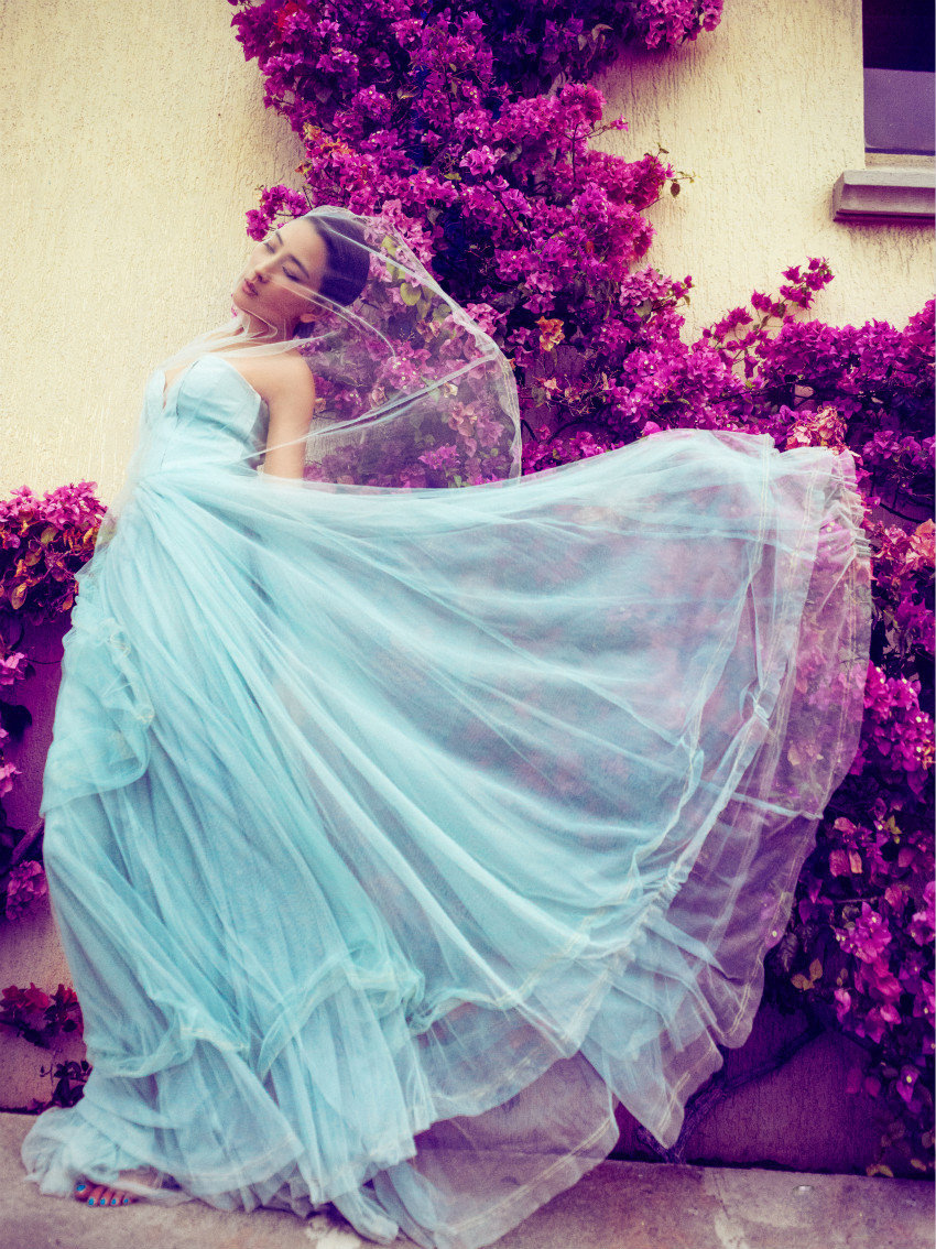 �����Ը�Ĩ��ɴȹ����������ҹƬ�ع� 