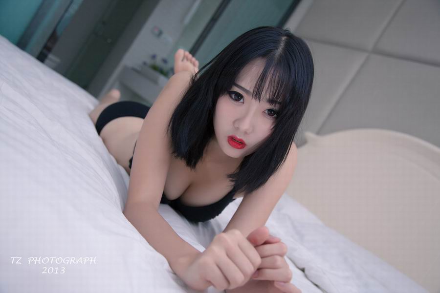 ��ɫ��˿�����Ը�����˽������д�� 