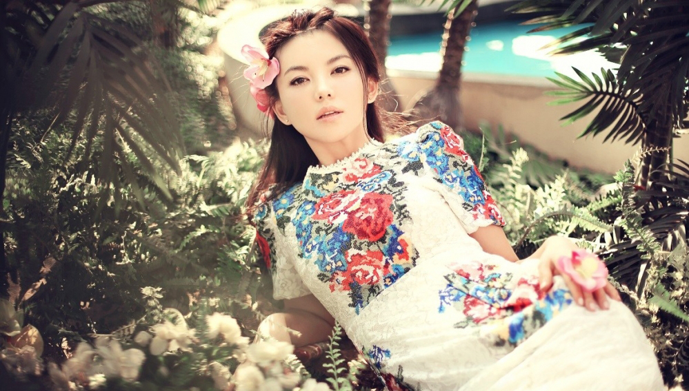 ������ˬΨ����ҹƬ ���λû�ǻ��Ů