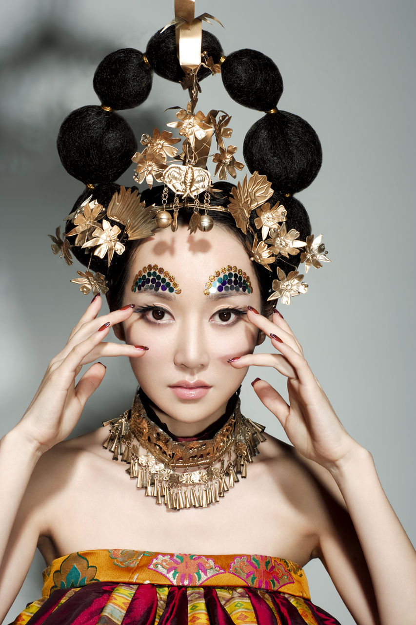 ����������̨������������д�漯��