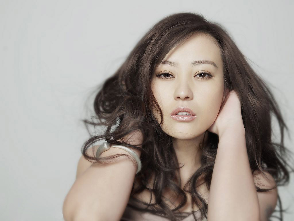 ���ٸ�����ҹͼ��ʾ�Ը�Ů��ζ