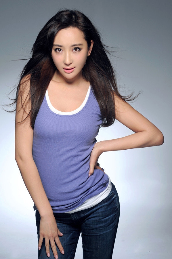 ����Ϫ����д���ع� ����Ů������