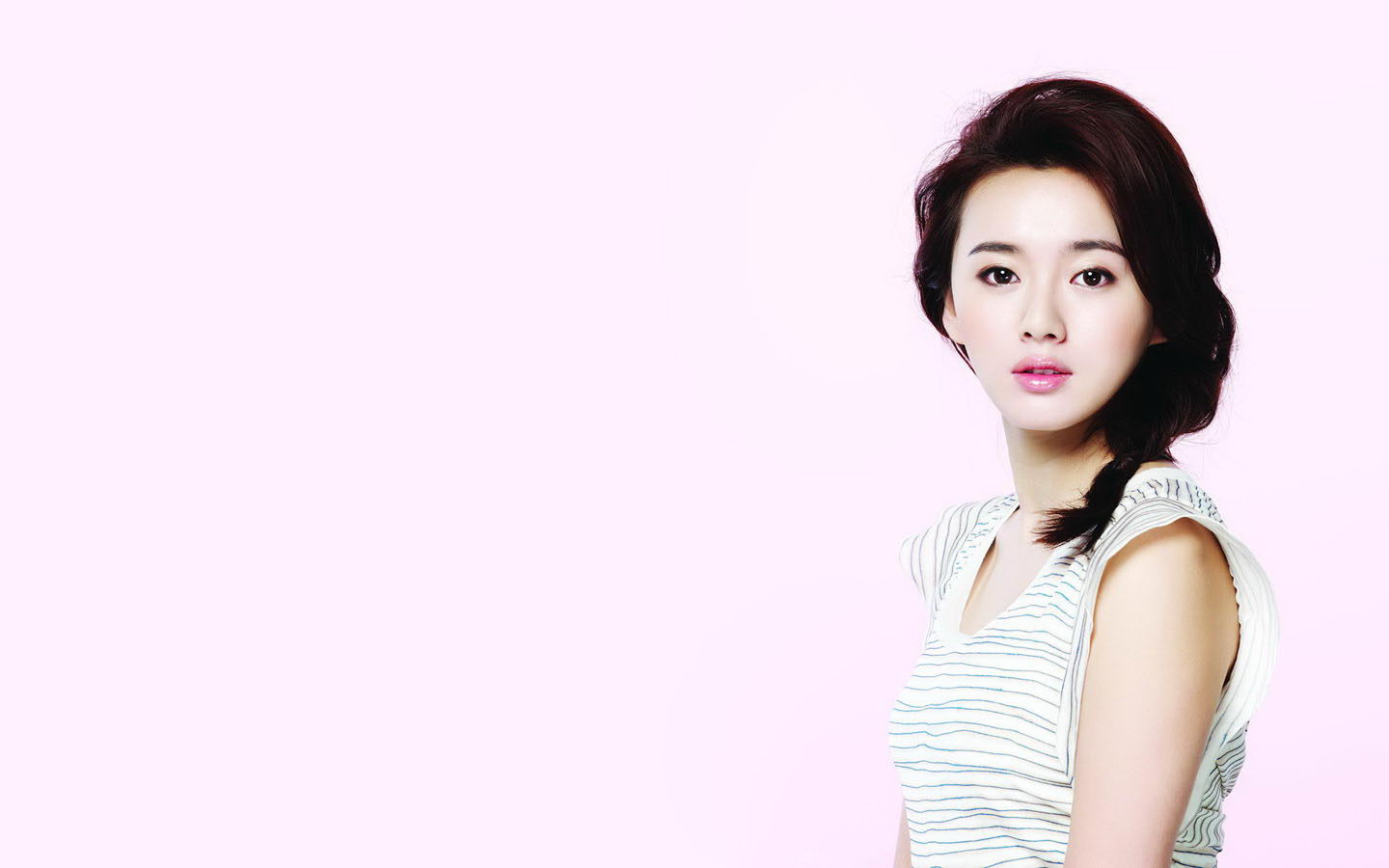 �崿���н���ͬ����д��