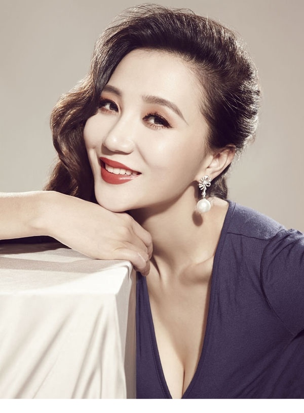 �Ը�Ů�ɰ��临��ɫ��д��