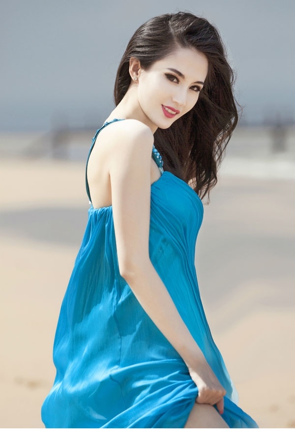 ����Ů���������մ���ȹ�����Ը��ջ�д�� 