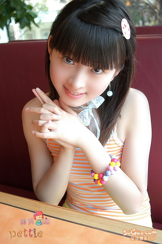 �崿��Ů����߾���