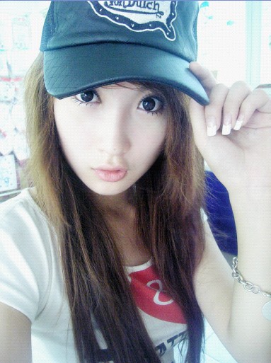 ���������Ư����Ů