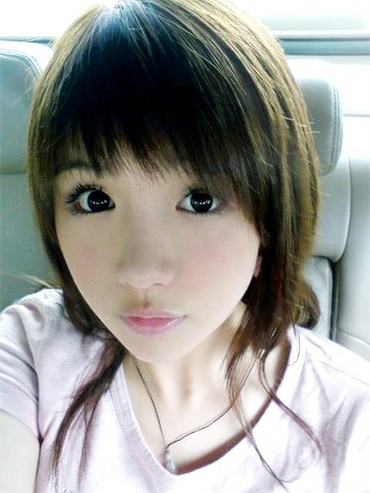 �ഺ��ŮCRO�����