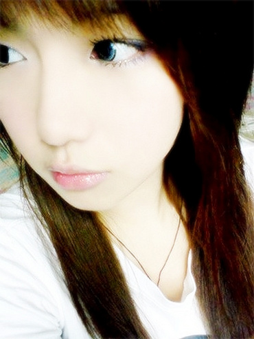 �ഺ��ŮCRO�����