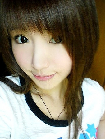 �ഺ��ŮCRO�����