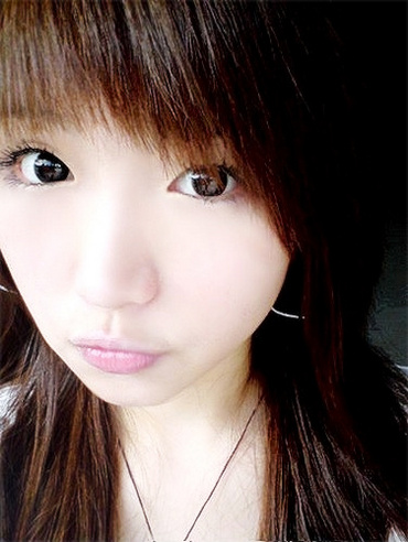 �ഺ��ŮCRO�����