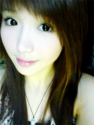 �ഺ��ŮCRO�����