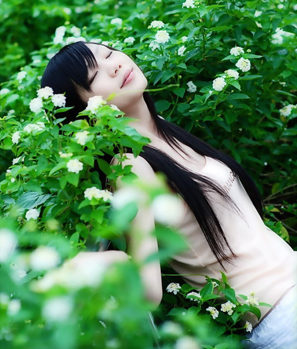 ��Ⱦ������������Ů