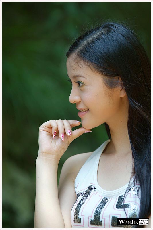 ������ʵ��Ů