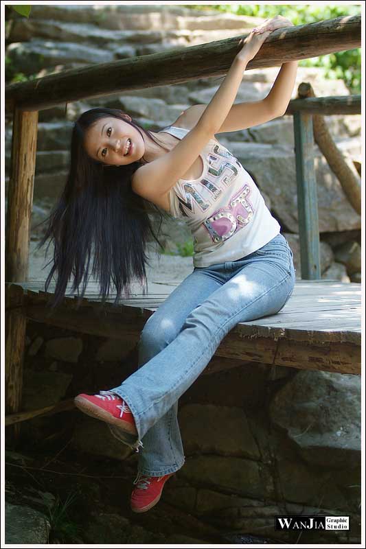 ������ʵ��Ů