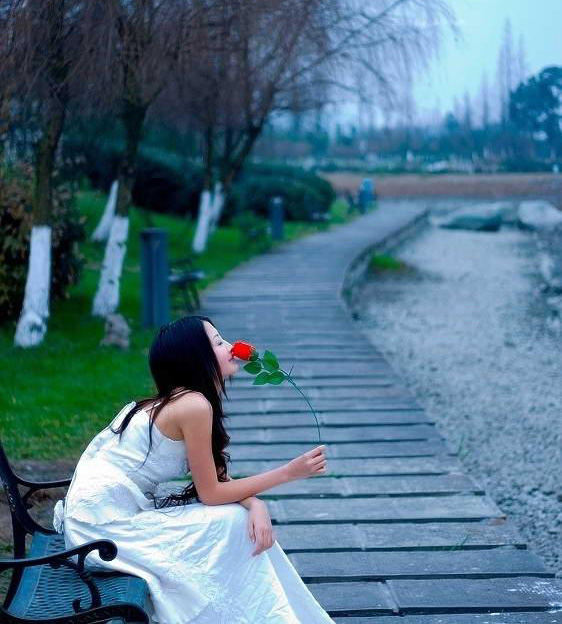 �Ҹ���С��Ů