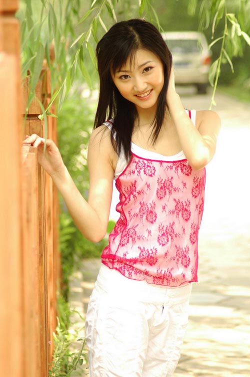 �崿Ư����ѧ����MM