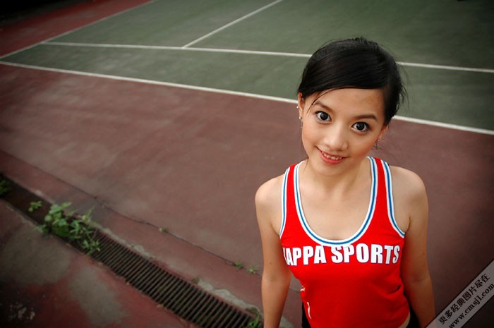 У԰�˶�����Ů