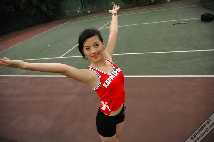 У԰�˶�����Ů