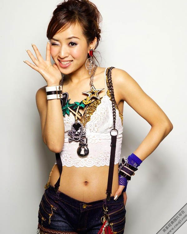 ������Ů��ɷ���