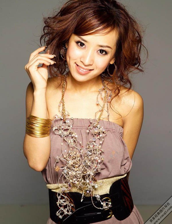 ������Ů��ɷ���