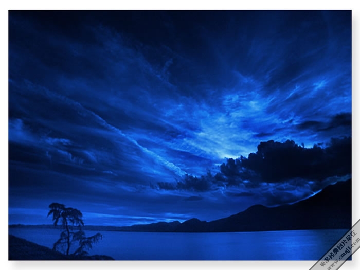 ��ɫ����