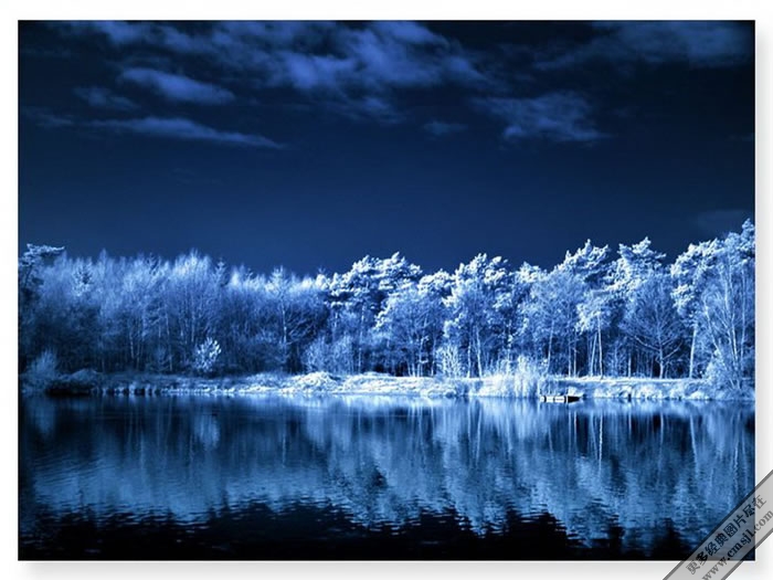 ��ɫ����