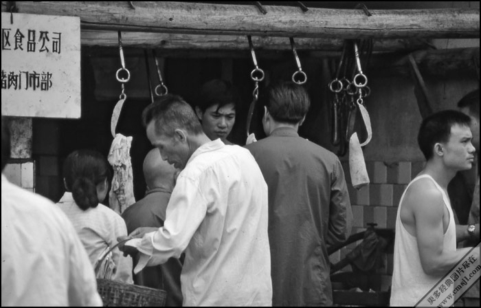 �ڰ���Ƭ����