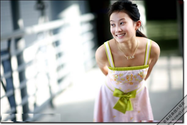 ����Ů��