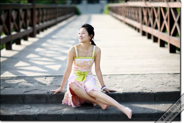 ����Ů��