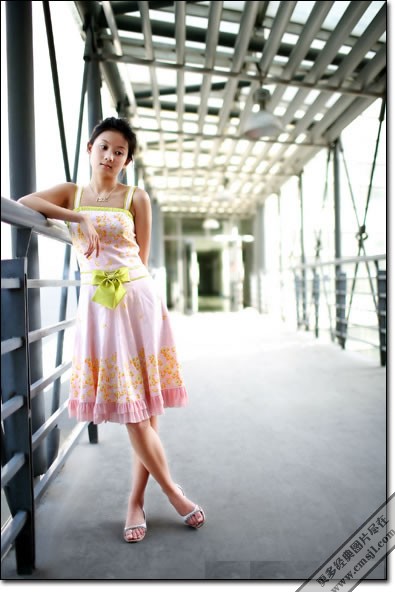 ����Ů��