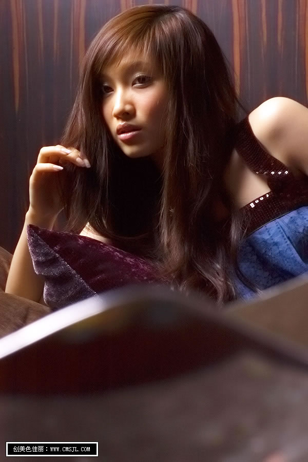 ����С��Ů