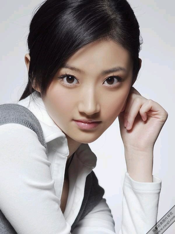 Ư������