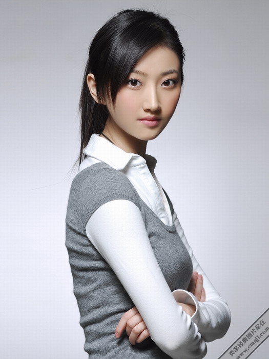 Ư������