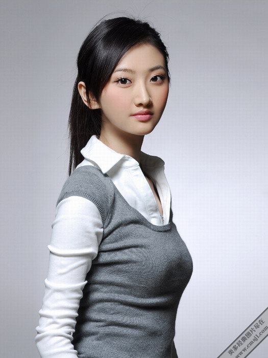 Ư������