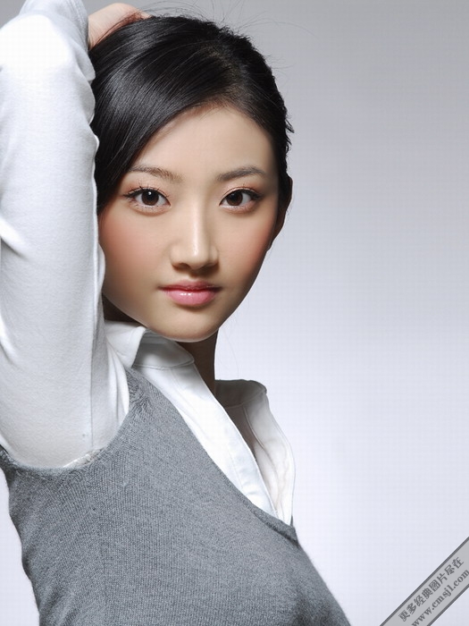 Ư������