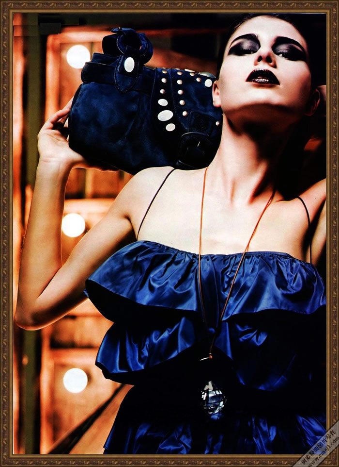 �������